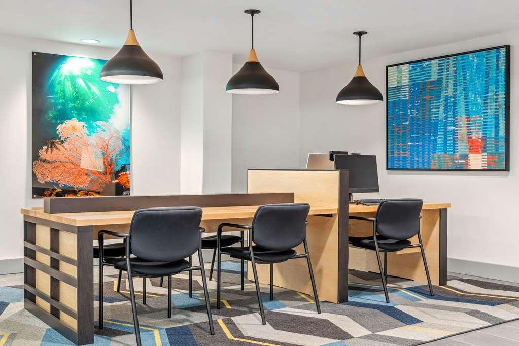 Hyatt House Orlando International Drive Hotel Interior photo